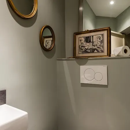 Apartamento Rue Du Bac Vi By Onefinestay París